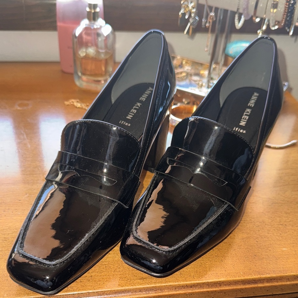 Anne Klein Glossy Black Flats